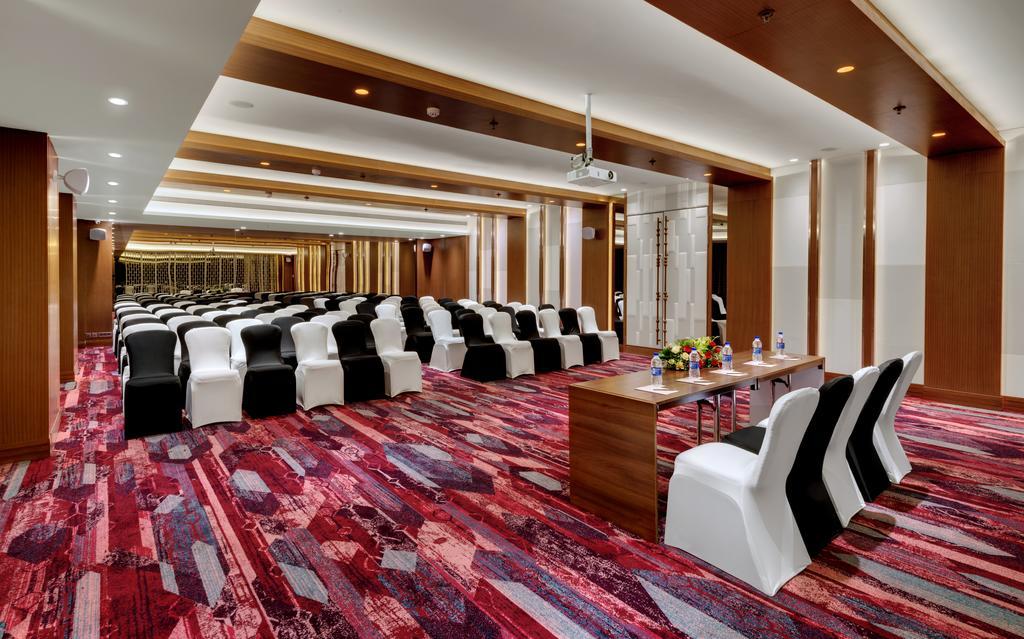 The Fern - Goregaon Bombaim Exterior foto